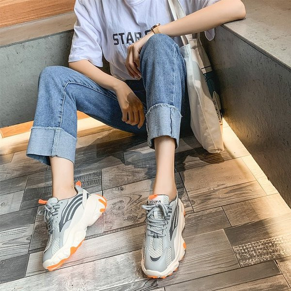 Tenisi casual dama cu sireturi si talpa groasa in culoarea gri