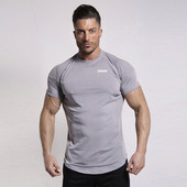 Casual ανδρικό T-shirt με κοντό μανίκι και οβάλ ντεκολτέ