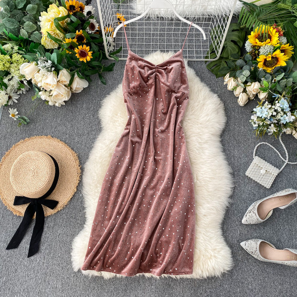 Rochie de dama moderna din catifea cu bretele subtiri