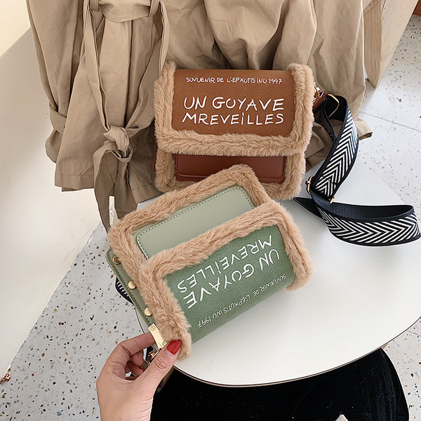 Geanta de dama moderna cu inscriptie si puf in trei culori