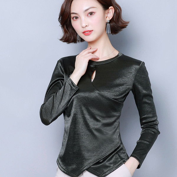 Aktuális női blúz ovális nyakkivágással több színben