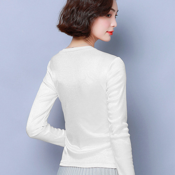 Aktuális női blúz ovális nyakkivágással több színben