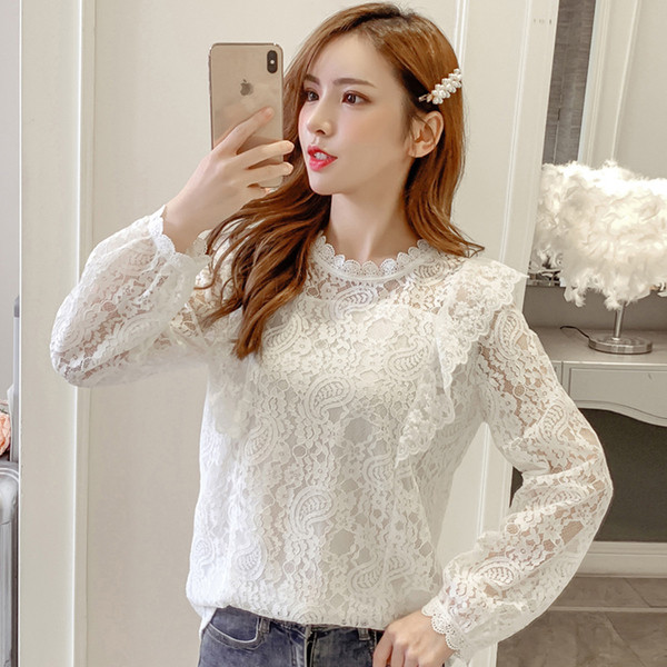 Bluză de damă modernă în alb și roz cu mâneci lungi