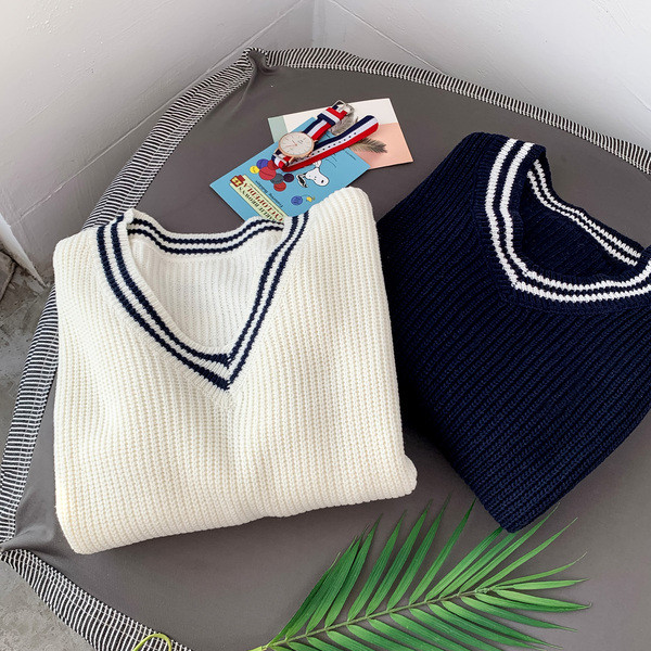 Pulover casual pentru bărbați cu decolteu spitz în albastru și alb