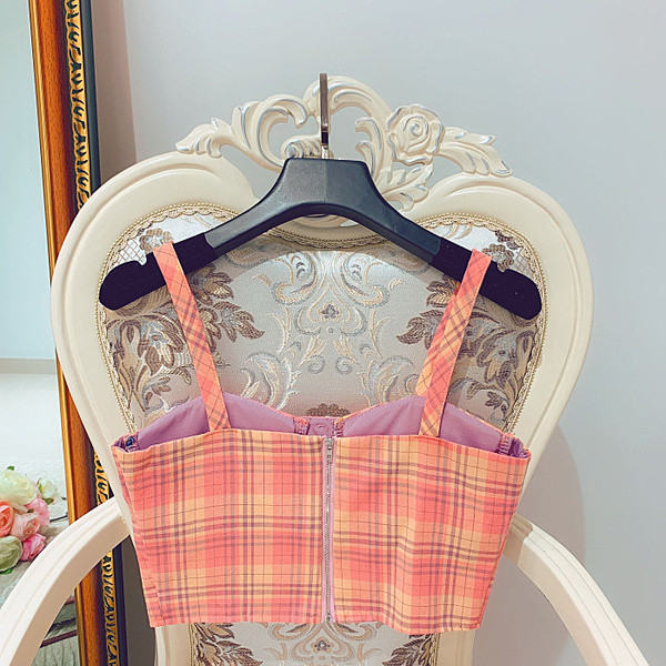 Bustiera dama in carouri in doua culori