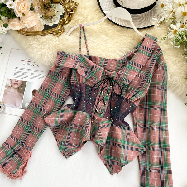 Cămașă de damă în carouri elegantă cu cravate în trei culori