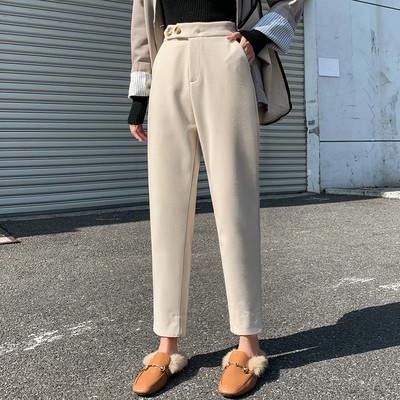 Μοντέρνο γυναικείο παντελόνι σε μπεζ και μαύρο χρώμα - κλασικό μοντέλο