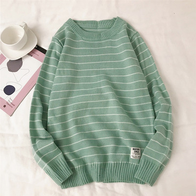 Pulover casual pentru bărbați cu dungi în negru și verde