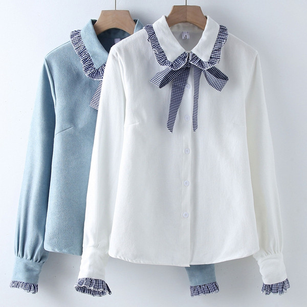 Cămașă elegantă de damă în alb și albastru, cu panglică și nasturi