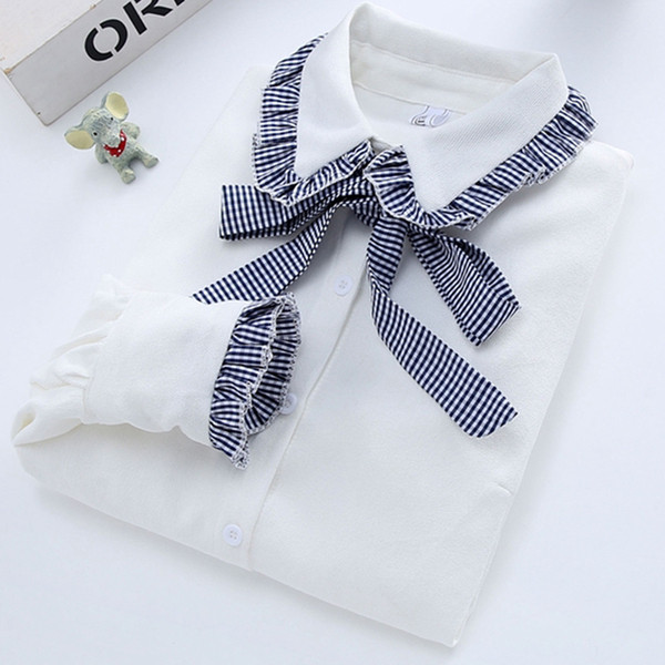 Cămașă elegantă de damă în alb și albastru, cu panglică și nasturi