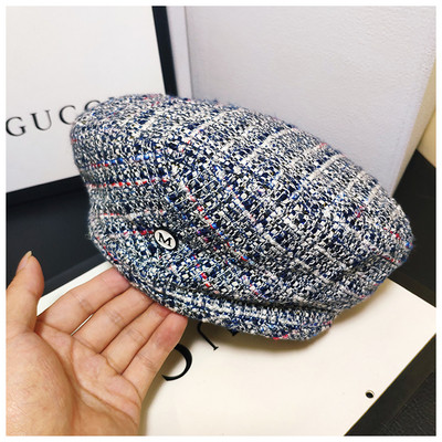 Aktuális női beret típusú sapka három színben