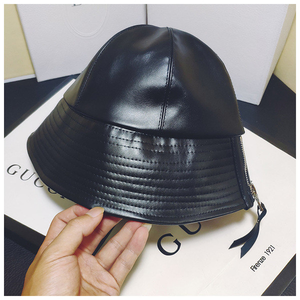 Palarie de dama din piele model nou cu fermoar de culoare neagra