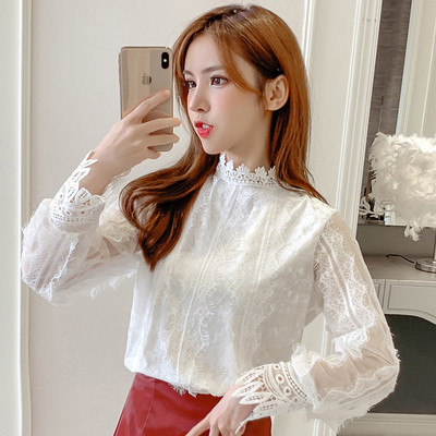 Μοντέρνο γυναικείο πουκάμισο σε τρία χρώματα με δαντέλα