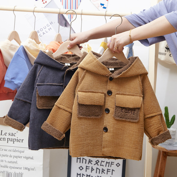 Palton pentru copii modern pentru baieti in trei culori cu buzunare si nasturi