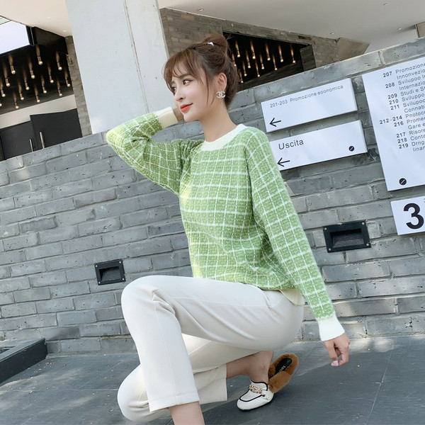 Νέο μοντέλο καρό γυναικείο πουλόβερ  σε πράσινο, μπλε, λευκό και ροζ με O-λαιμόκοψη