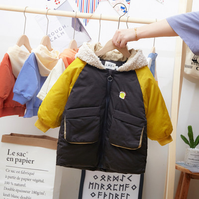 Παιδικό μπουφάν για αγόρια σε τρία χρώματα με τρισδιάστατα στοιχεία και τσέπες