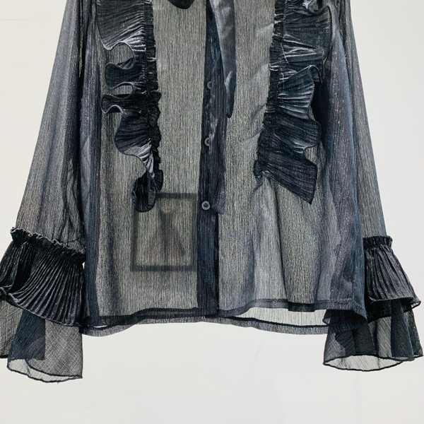 Cămașă de damă din dantelă cu mâneci lotus în negru și verde