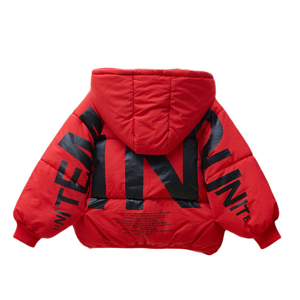 Geaca de copii actuala pentru baieti in trei culori cu aplicatie si buzunare