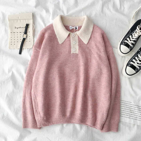 Μοντέρνα γυναικεία μπλούζα με κολάρο και κουμπιά