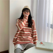 Γυναικεία μοντέρνα ριγέ μπλούζα σε δύο χρώματα