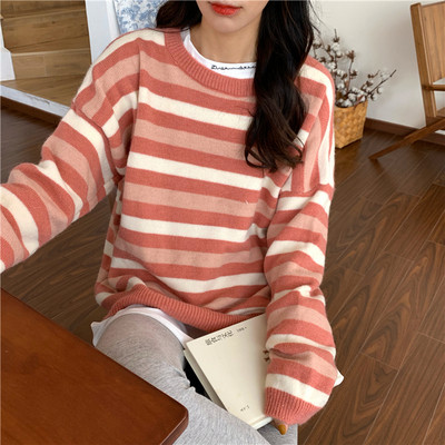 Γυναικεία μοντέρνα ριγέ μπλούζα σε δύο χρώματα