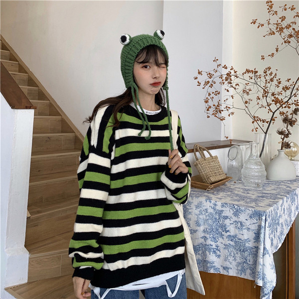 Γυναικεία μοντέρνα ριγέ μπλούζα σε δύο χρώματα