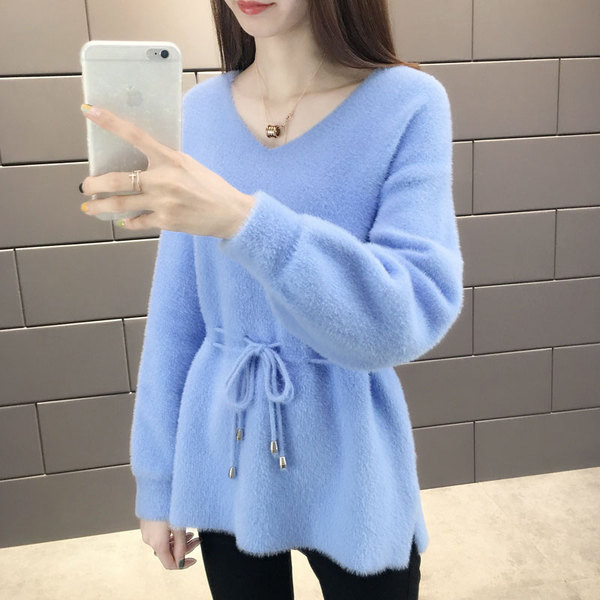 Απαλό γυναικείο πουλόβερ με λαιμόκοψη V και κορδόνια σε κόκκινο, λευκό, μπλε, μπεζ και πράσινο χρώμα