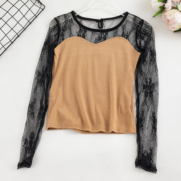 Bluză de damă elegantă cu mâneci din dantelă și decolteu oval în patru culori