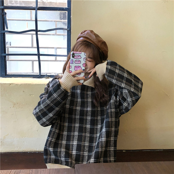 Női kockás széles pulóver két színben