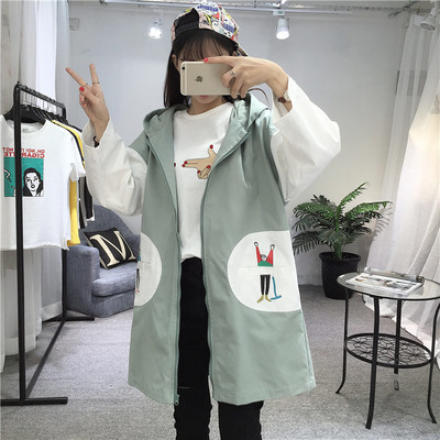 Jachetă lungă de toamnă modernă pentru femei, cu glugă și aplicație în verde, roz și negru