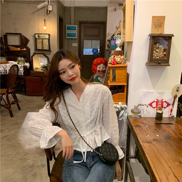 Modern női ing két színben nyakkendővel