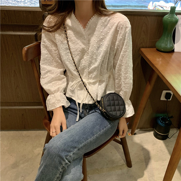 Modern női ing két színben nyakkendővel