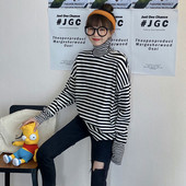 Γυναικεία ριγέ μπλούζα με μακριά μανίκια και ψηλό γιακά