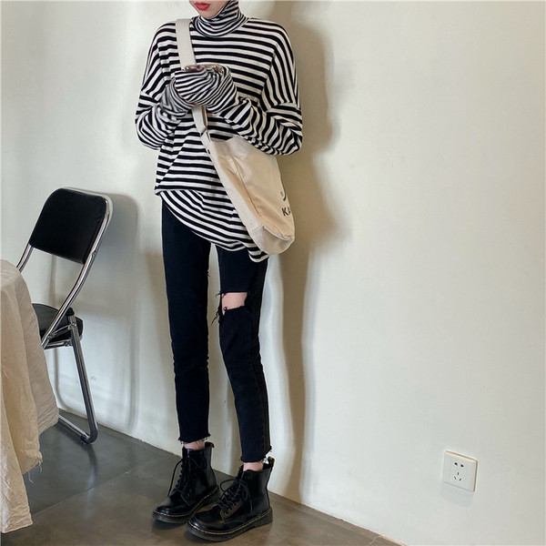 Γυναικεία ριγέ μπλούζα με μακριά μανίκια και ψηλό γιακά