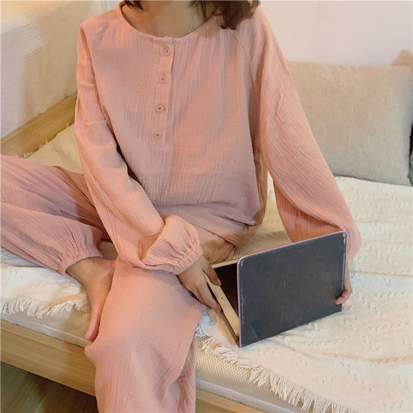 Női modern pizsama két színben, ovális nyakkivágással