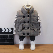 Kockás gyerekmellény fiúknak szürke gombokkal