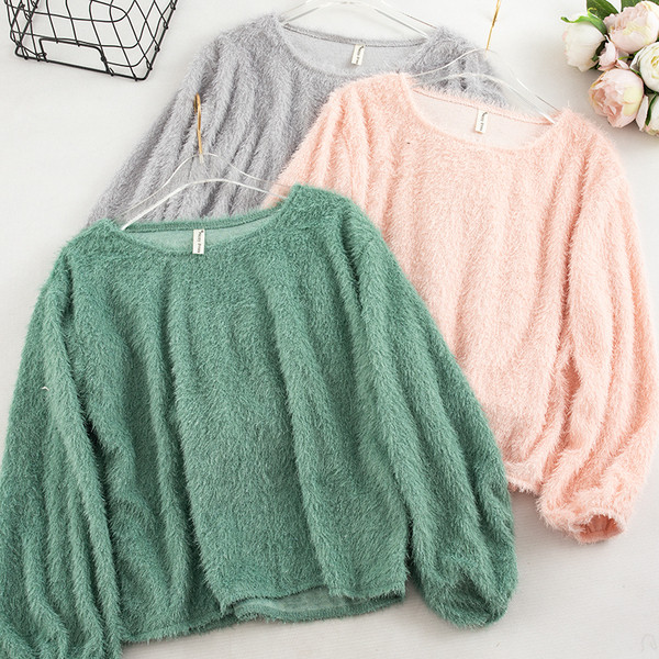 Γυναικείο πουλόβερ με οβάλ λαιμόκοψη και μακρύ μανίκι σε πέντε χρώματα