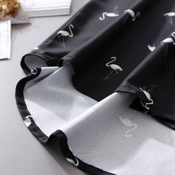 Új modell női ing fekete színben, színes mintával