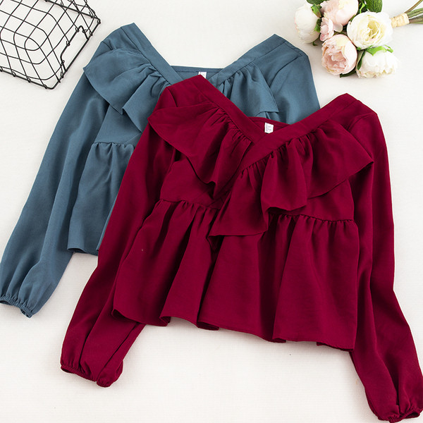 Γυναικεία casual μπλούζα με μακριά μανίκια και λαιμόκοψη σε διάφορα χρώματα