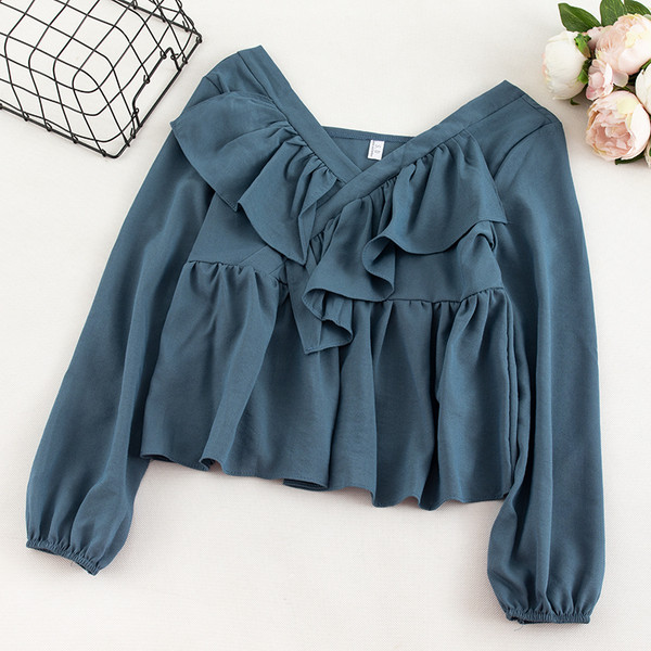 Γυναικεία casual μπλούζα με μακριά μανίκια και λαιμόκοψη σε διάφορα χρώματα