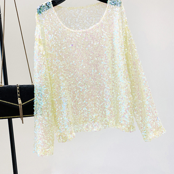 Bluza moderna de dama cu decolteu rotund si efect stralucitor