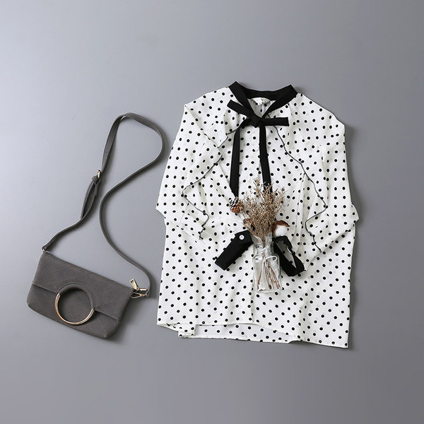 Cămașă de damă cu mâneci 3/4 și panglică alb-negru