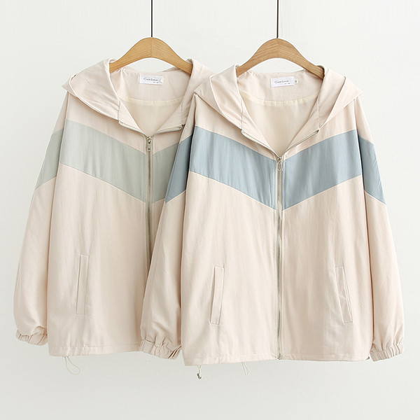 Μοντέρνο γυναικείο μπουφάν για το  φθινόπωρο με κουκούλα και τσέπη σε δύο χρώματα