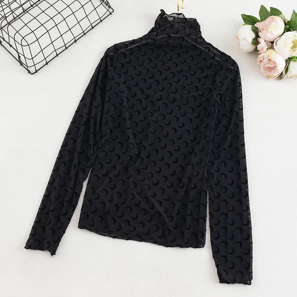 Γυναικεία μπλούζα με κολάρο πόλο σε καφέ και μαύρο χρώμα