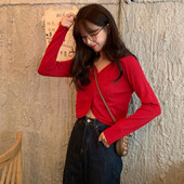 Γυναικεία casual short μπλούζα σε τρία χρώματα με λαιμόκοψη