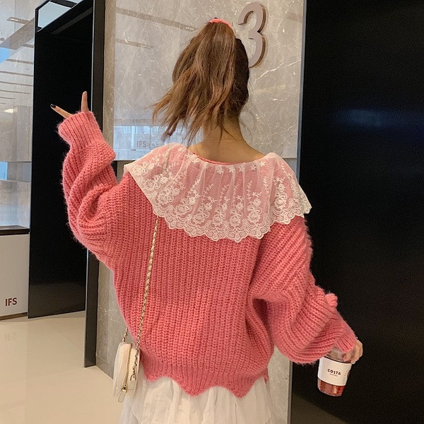 Női modern rövid kardigán két színben, csipkével