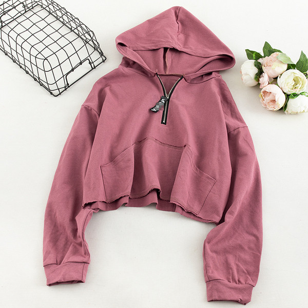 Napi női pulóver öt színben cipzárral és zsebbel