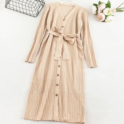 Modern női ruha hosszú karral és övvel, négy színben