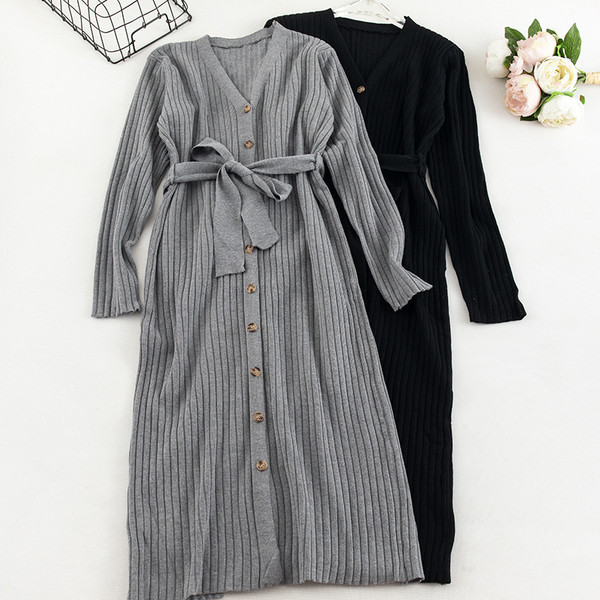 Modern női ruha hosszú karral és övvel, négy színben