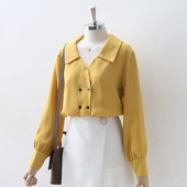 Cămașă modernă de damă cu decolteu în V și închidere dublă de culoare galbenă